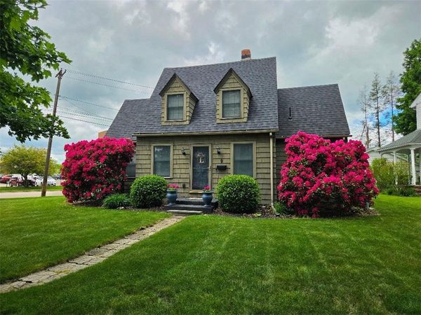 9 Houghton Circle , Corning, NY 14830