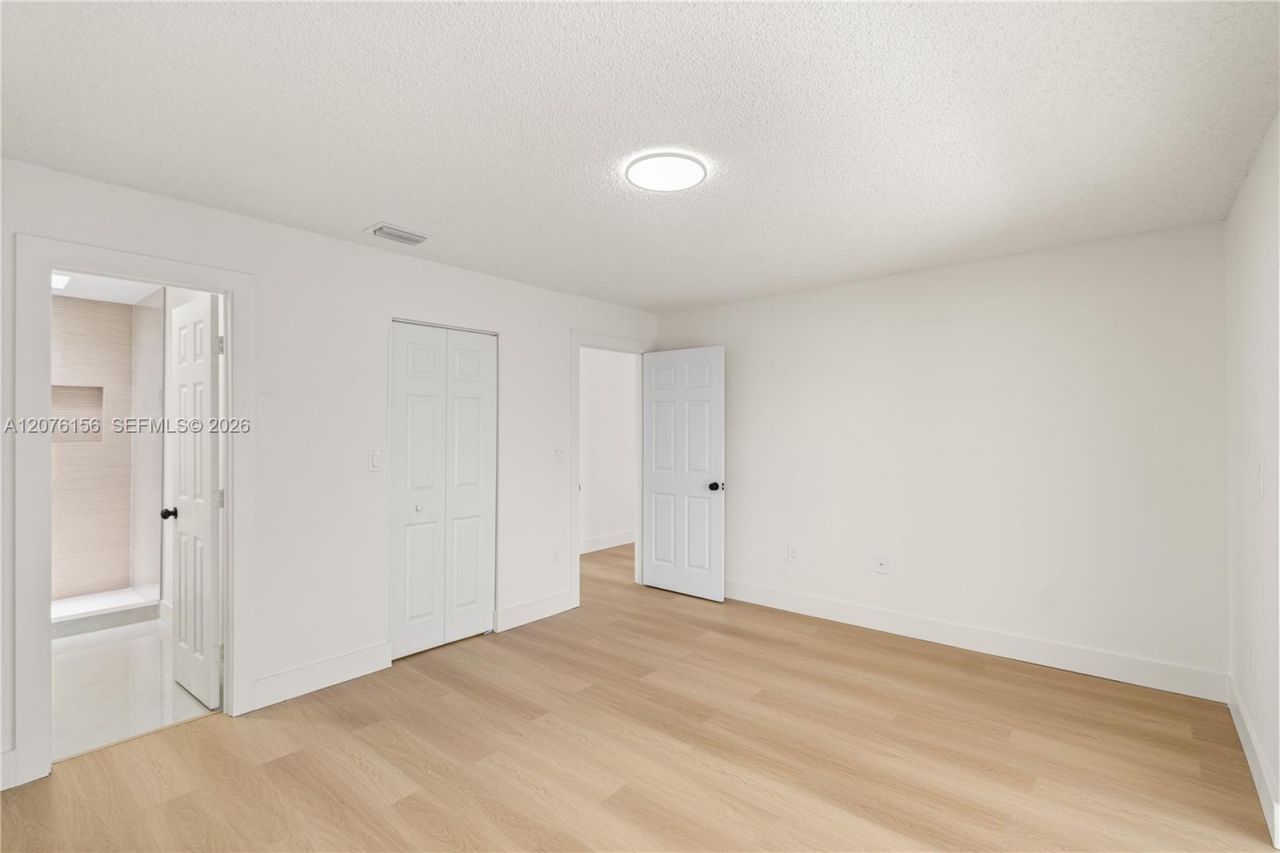 1201 SW 142nd Ave, Miami, FL 33184 Photo