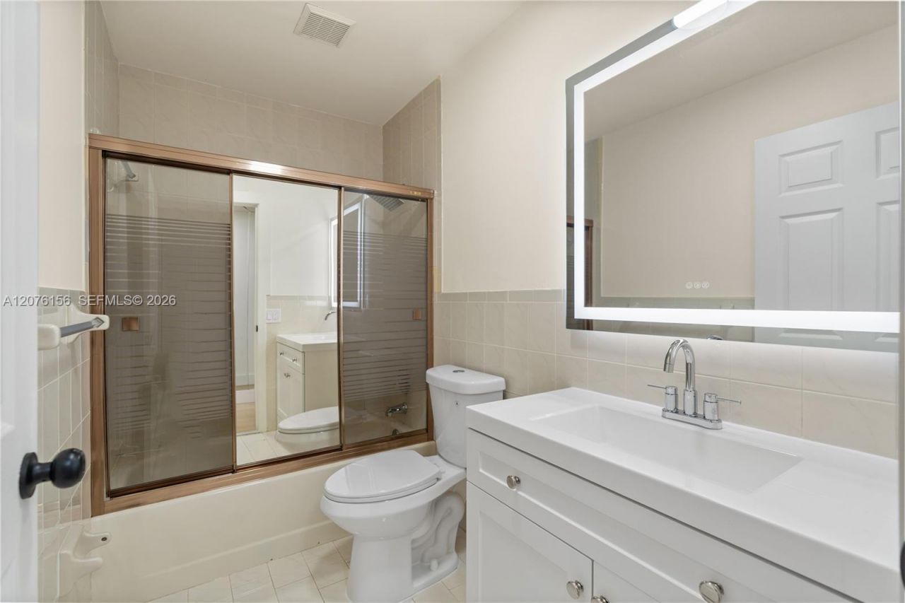 1201 SW 142nd Ave, Miami, FL 33184 Photo