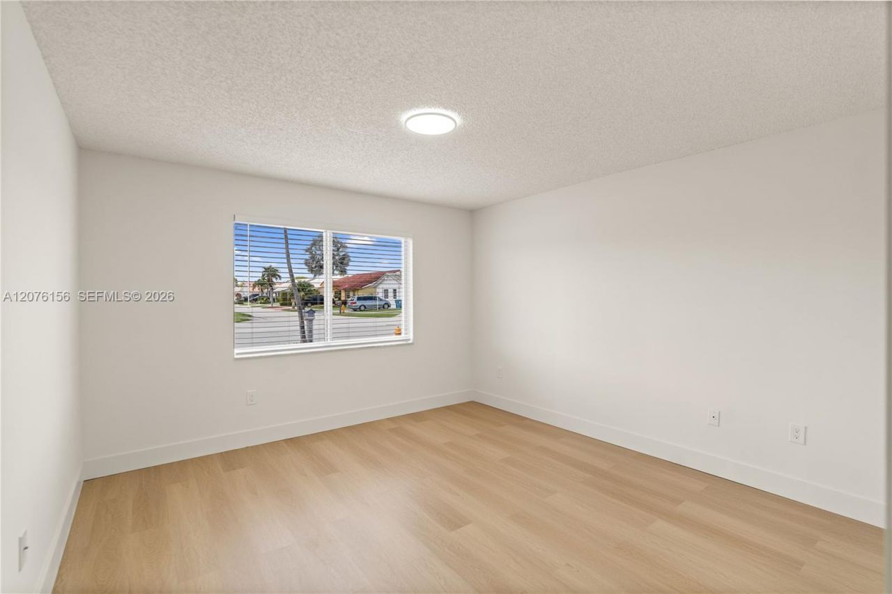 1201 SW 142nd Ave, Miami, FL 33184 Photo