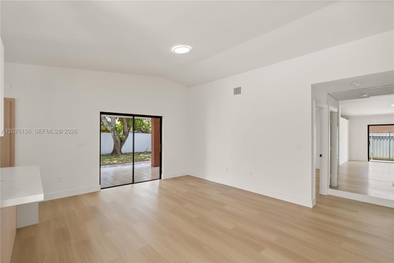 1201 SW 142nd Ave, Miami, FL 33184 Photo