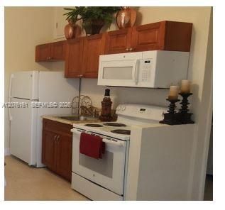 513 SW 6th Ave, Unit 6, Homestead, FL 33030 Photo