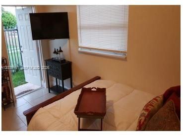 513 SW 6th Ave, Unit 6, Homestead, FL 33030 Photo