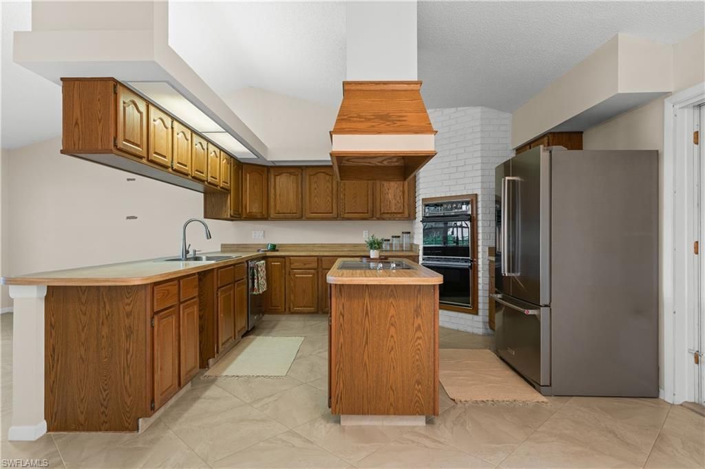 1238 N Brandywine Cir, Fort Myers, FL 33919 Photo