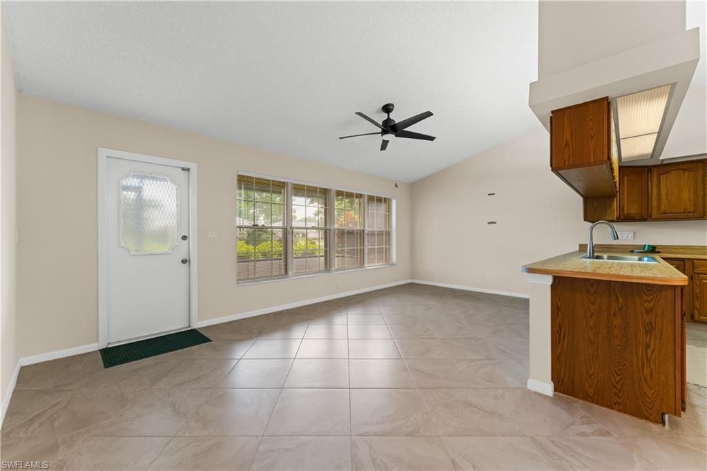 1238 N Brandywine Cir, Fort Myers, FL 33919 Photo