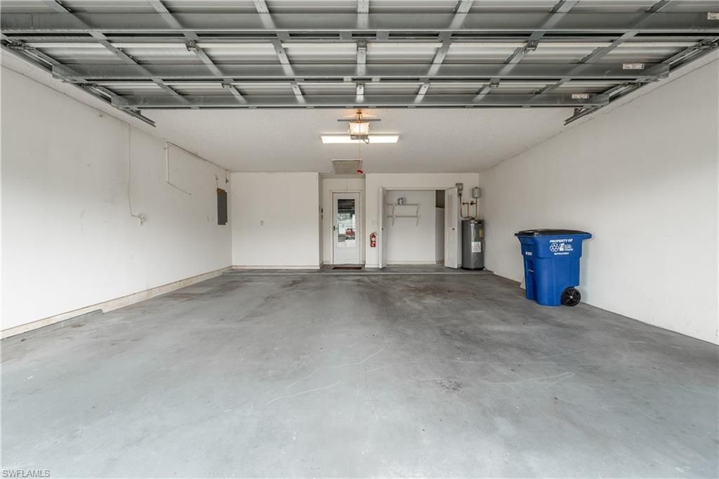 1238 N Brandywine Cir, Fort Myers, FL 33919 Photo