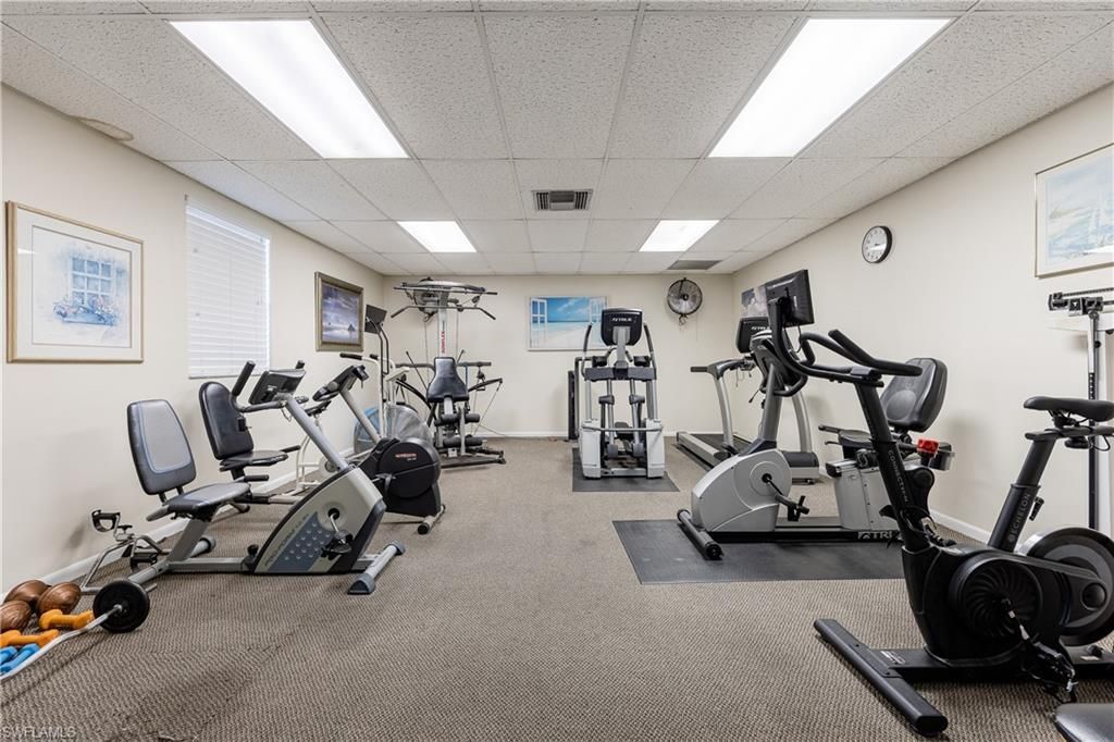 1238 N Brandywine Cir, Fort Myers, FL 33919 Photo