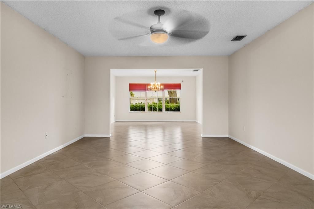 1238 N Brandywine Cir, Fort Myers, FL 33919 Photo