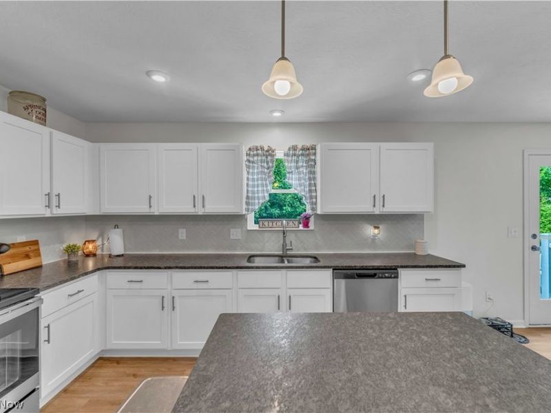 1074 Wayne Trail, Vermilion, OH 44089 Photo 15