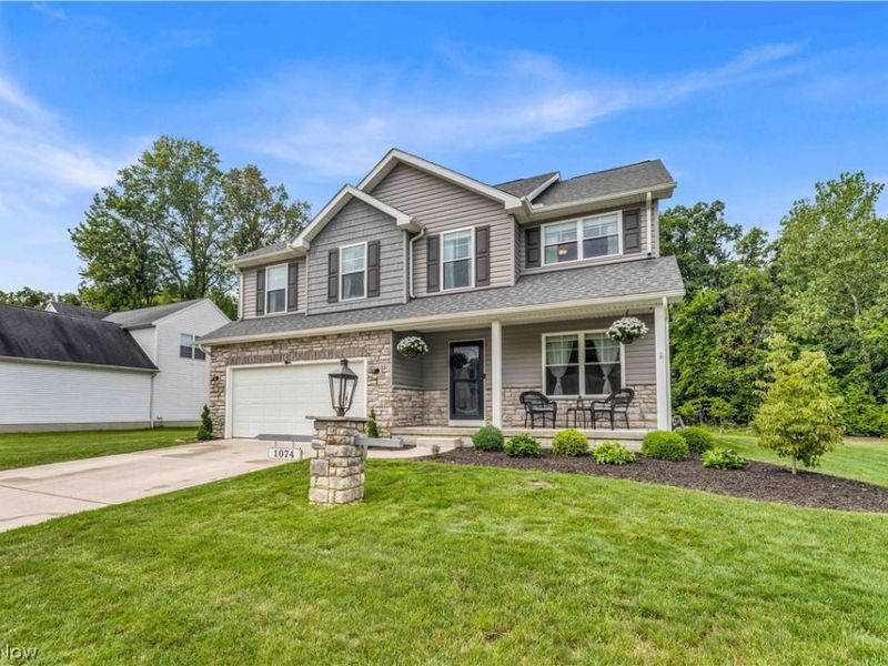 1074 Wayne Trail, Vermilion, OH 44089 Photo 2