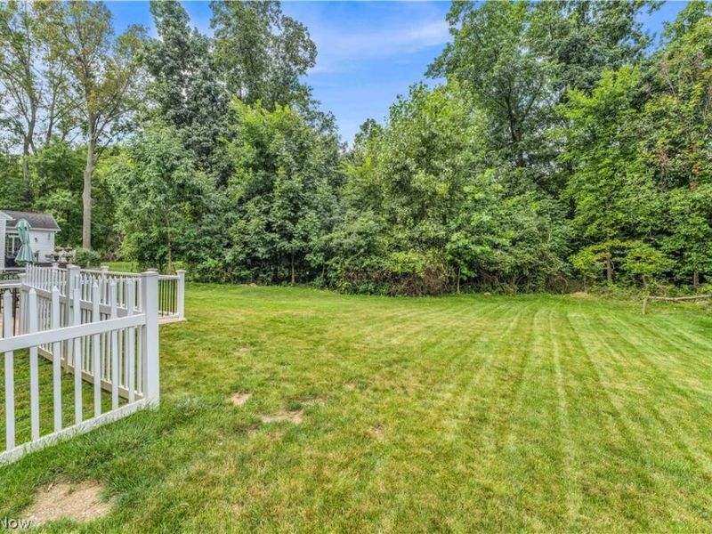 1074 Wayne Trail, Vermilion, OH 44089 Photo 46