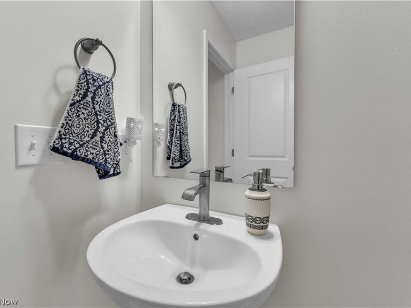 1074 Wayne Trail, Vermilion, OH 44089 Photo 7