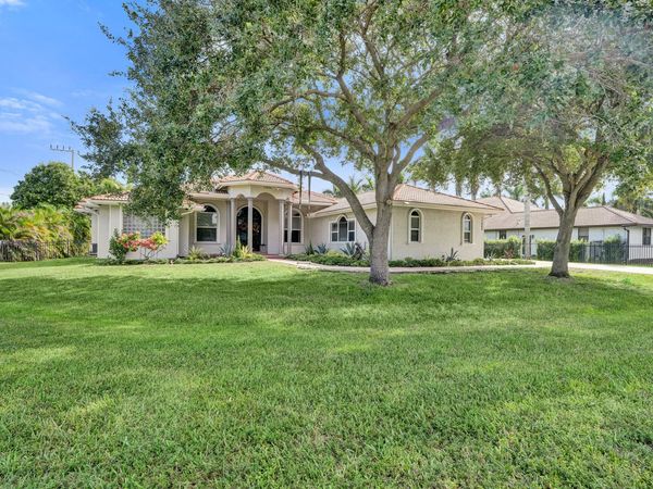11800 NW 17TH Place, Plantation, FL 33323