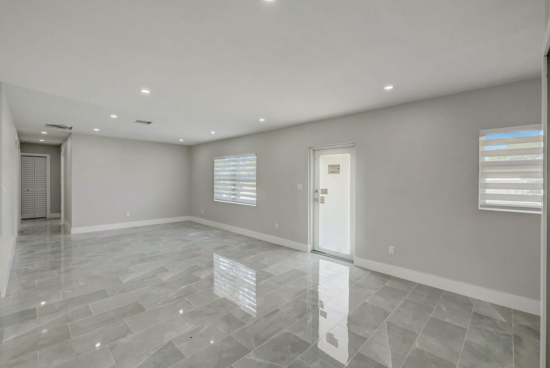 520 SW 13th Place, Deerfield Beach, FL 33441 Photo