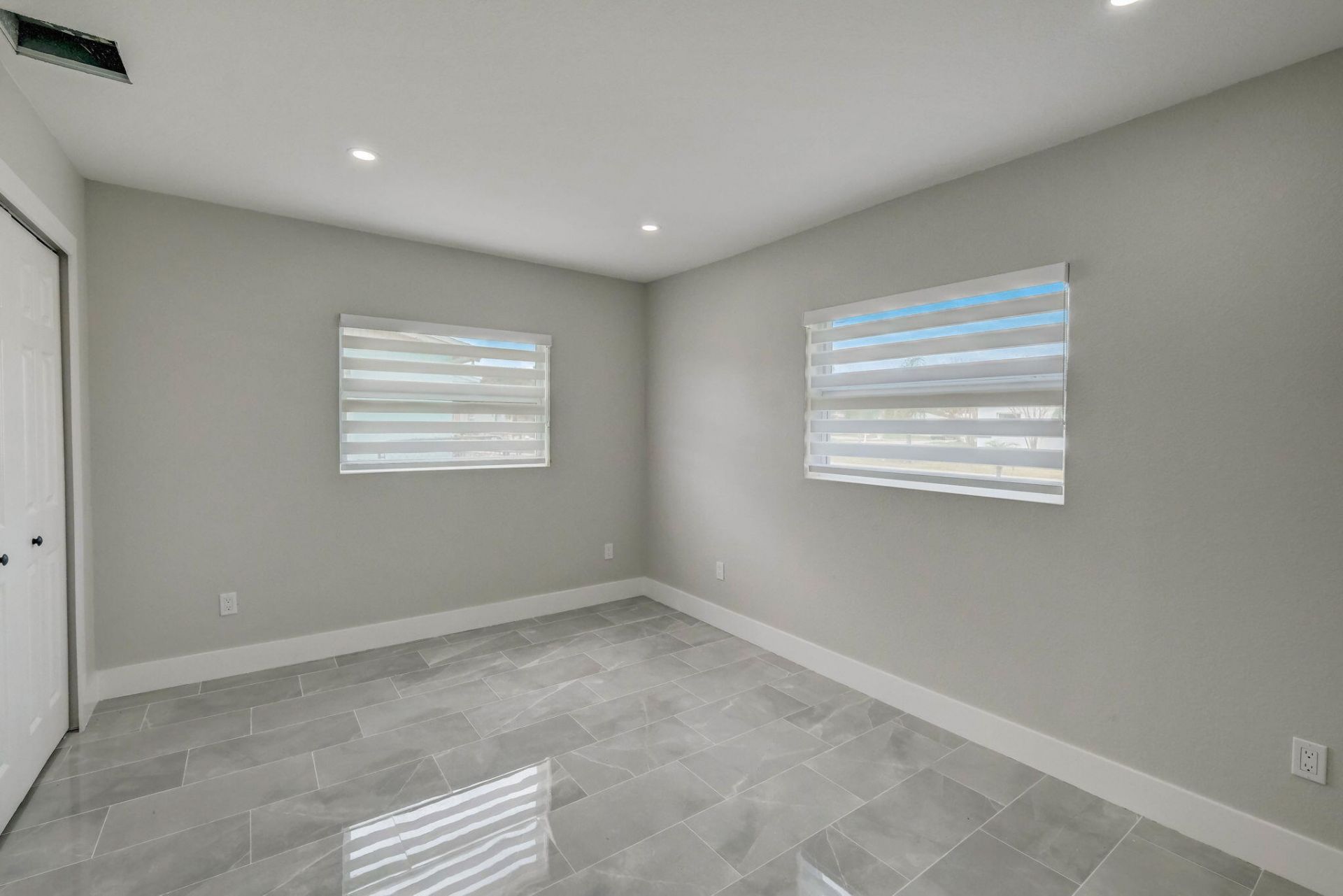 520 SW 13th Place, Deerfield Beach, FL 33441 Photo