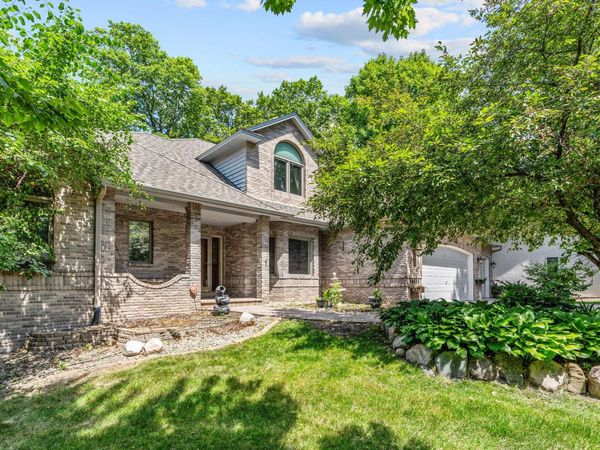 15920 37th Avenue N, Plymouth, MN 55446