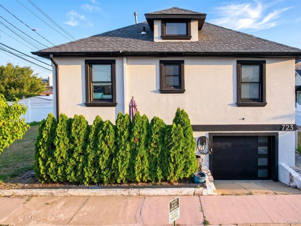 723 W Olive Street , Long Beach, NY 11561
