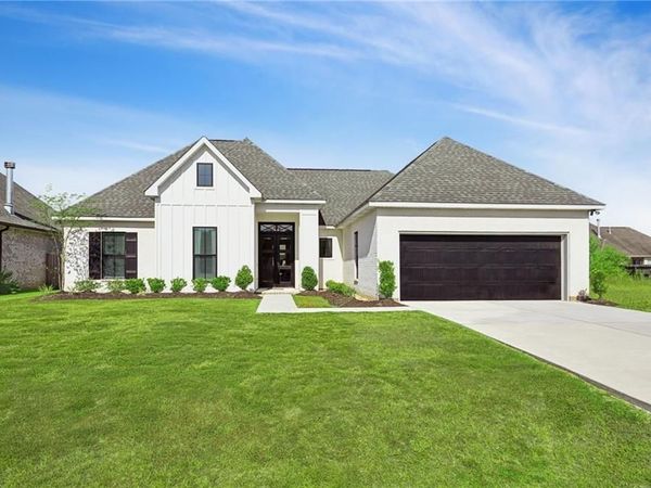 2037 WHITE DOVE Drive , Madisonville, LA 70447