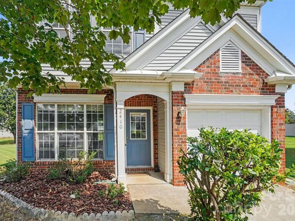 2410 Normancrest Court , Charlotte, NC 28270