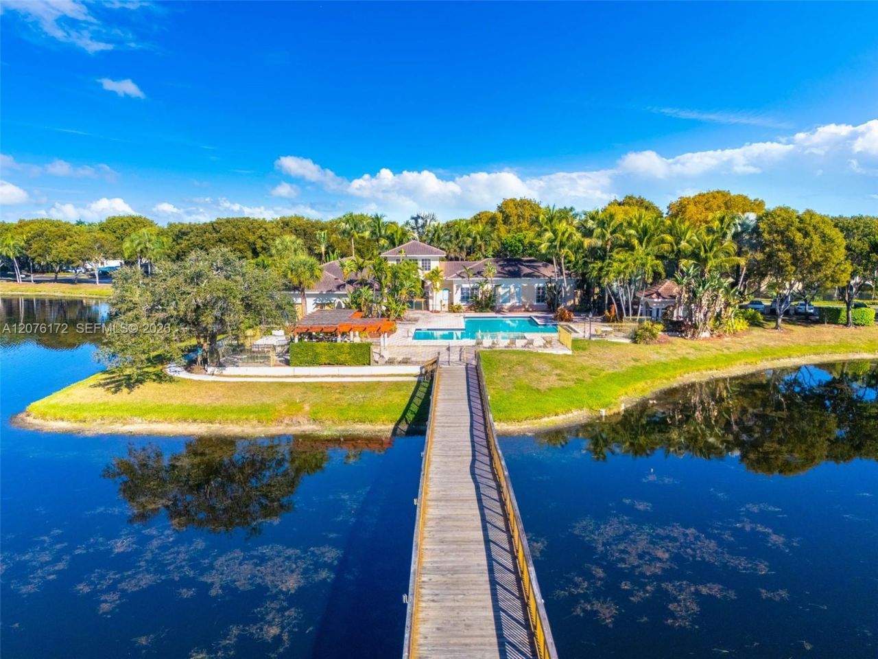 2457 Centergate Dr , Unit 306, Miramar, FL 33025 Photo