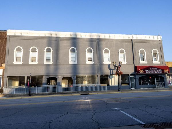 118-120 N Main Street, Hebron, IN 46341