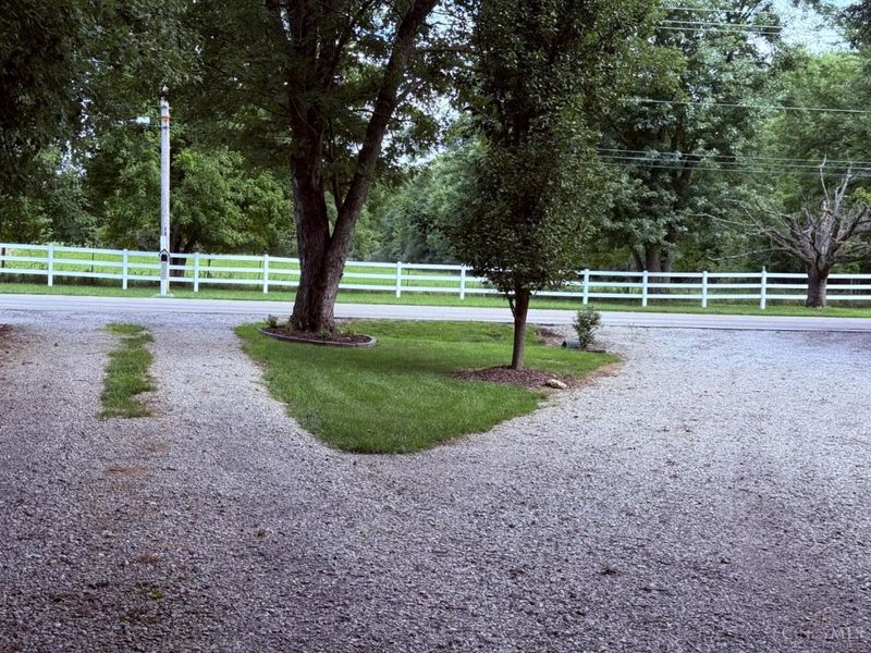 935 E Fosters Maineville Road, Hamilton Township, OH 45039 Photo 22