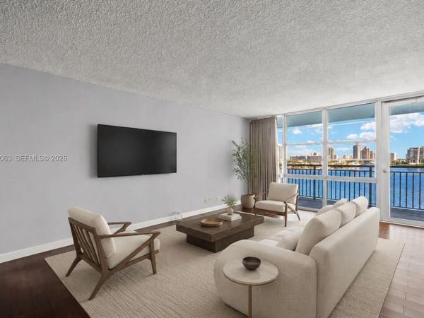 301 174th St, Unit 901, Sunny Isles Beach, FL 33160