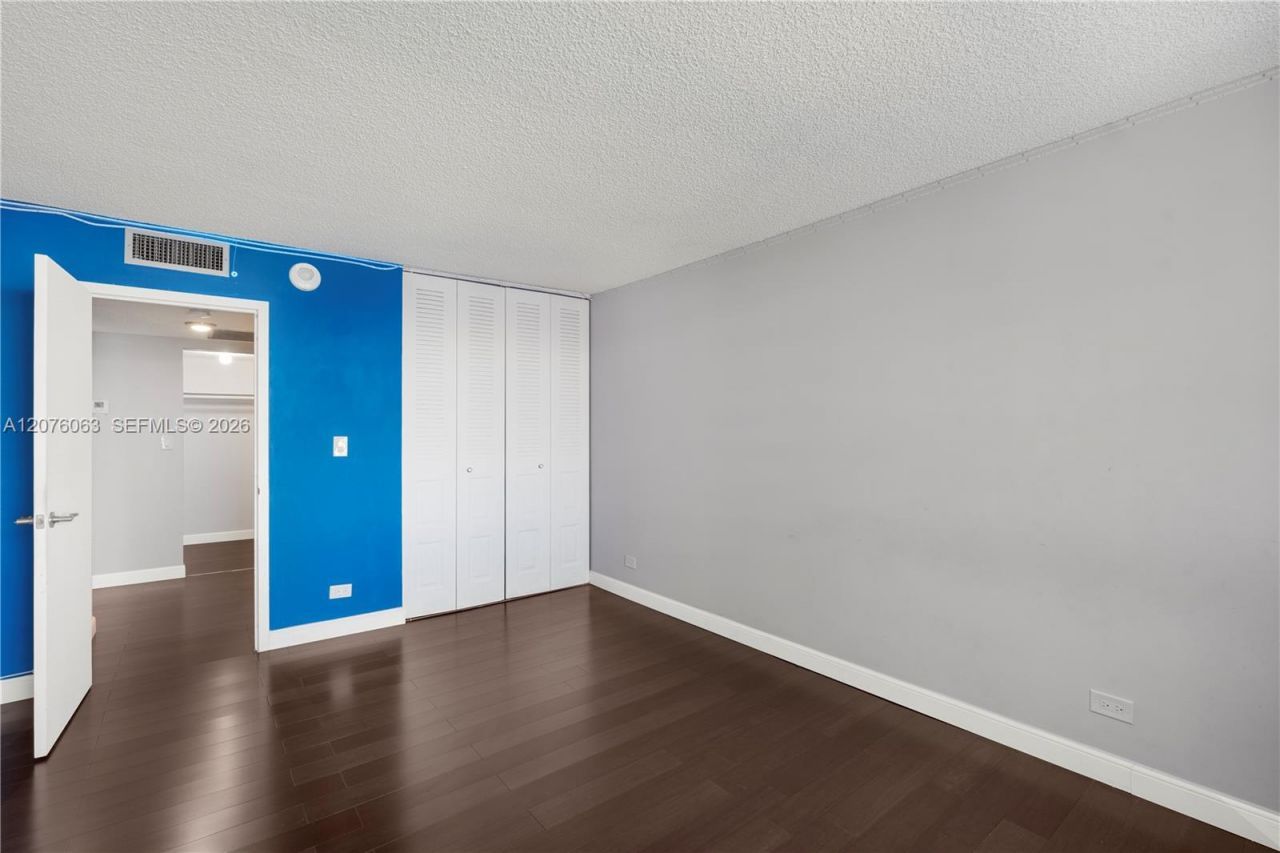 301 174th St , Unit 901, Sunny Isles Beach, FL 33160 Photo