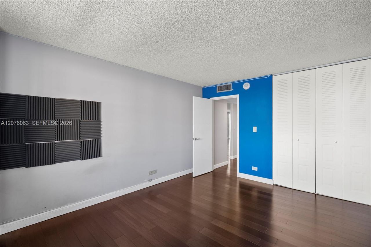 301 174th St , Unit 901, Sunny Isles Beach, FL 33160 Photo