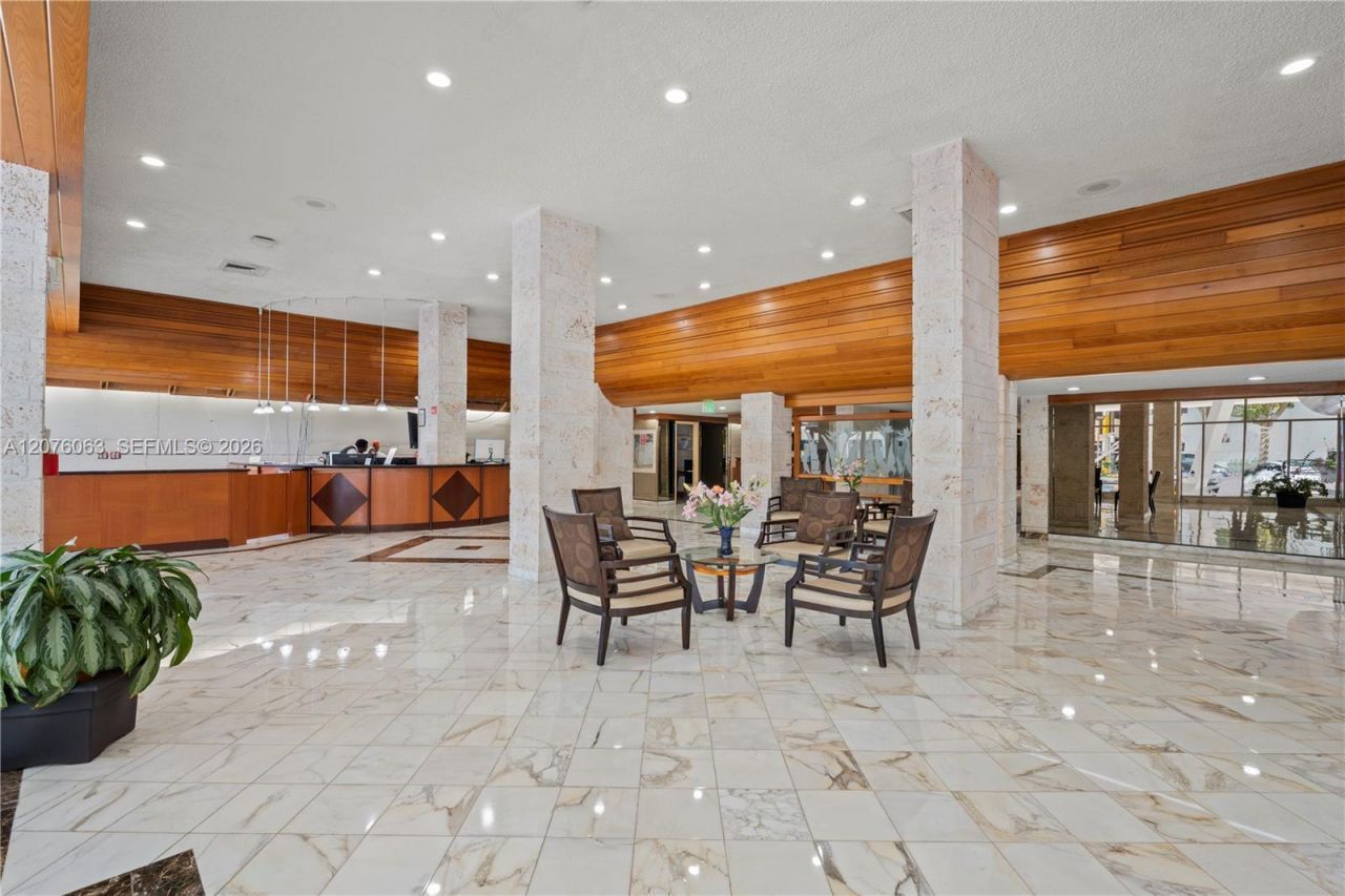 301 174th St , Unit 901, Sunny Isles Beach, FL 33160 Photo