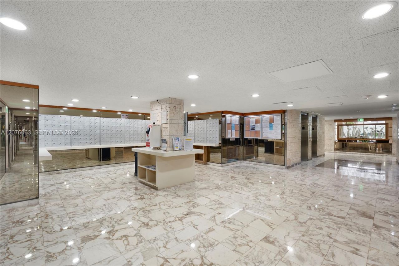 301 174th St , Unit 901, Sunny Isles Beach, FL 33160 Photo