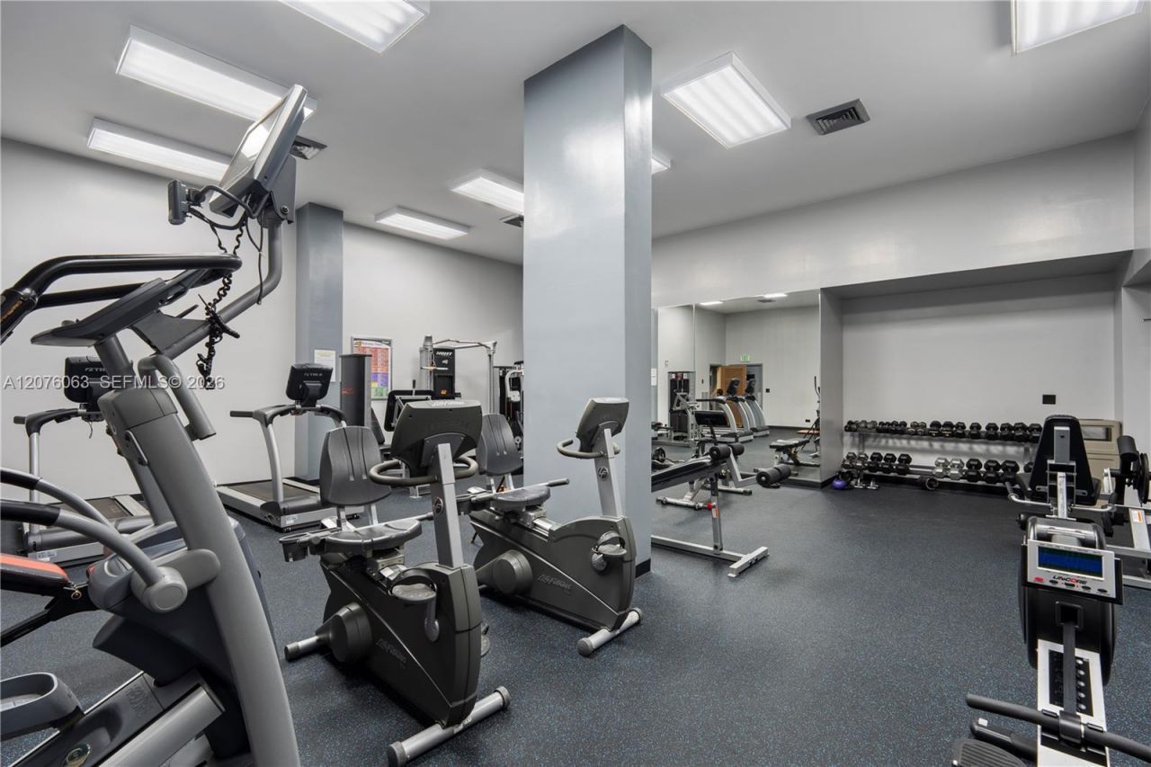 301 174th St , Unit 901, Sunny Isles Beach, FL 33160 Photo