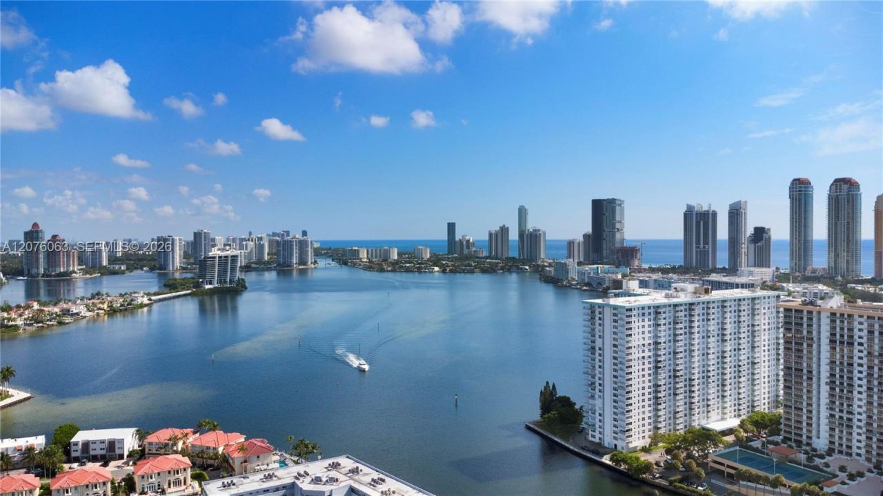301 174th St , Unit 901, Sunny Isles Beach, FL 33160 Photo