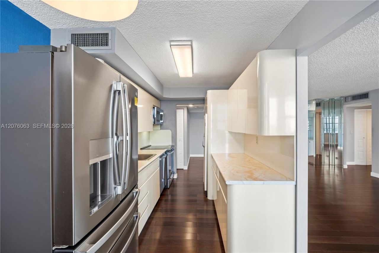 301 174th St , Unit 901, Sunny Isles Beach, FL 33160 Photo