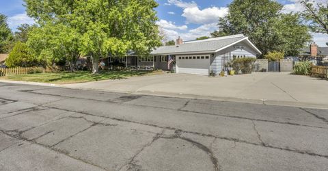 3 Circle Drive, Carson City, NV 89703 Photo