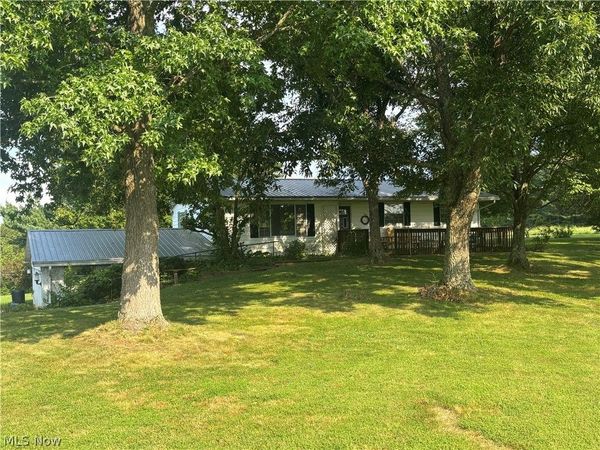 944 Hickman Road , Waterford, OH 45786