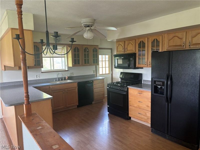 944 Hickman Road, Waterford, OH 45786 Photo 3