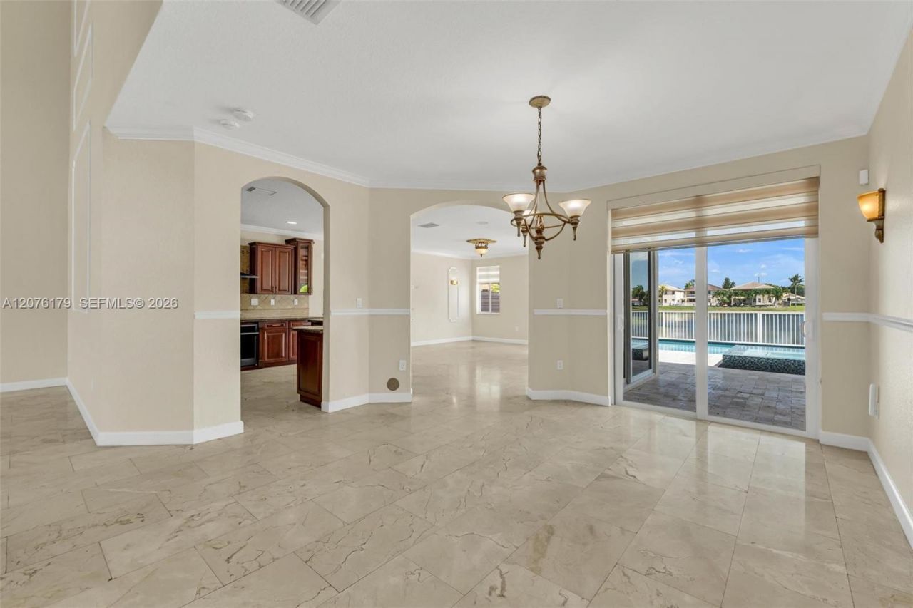 16237 SW 44th Ter , Miami, FL 33185 Photo