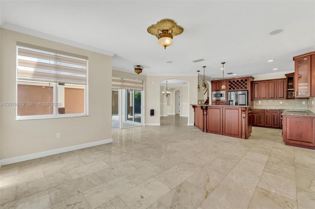 16237 SW 44th Ter , Miami, FL 33185 Photo