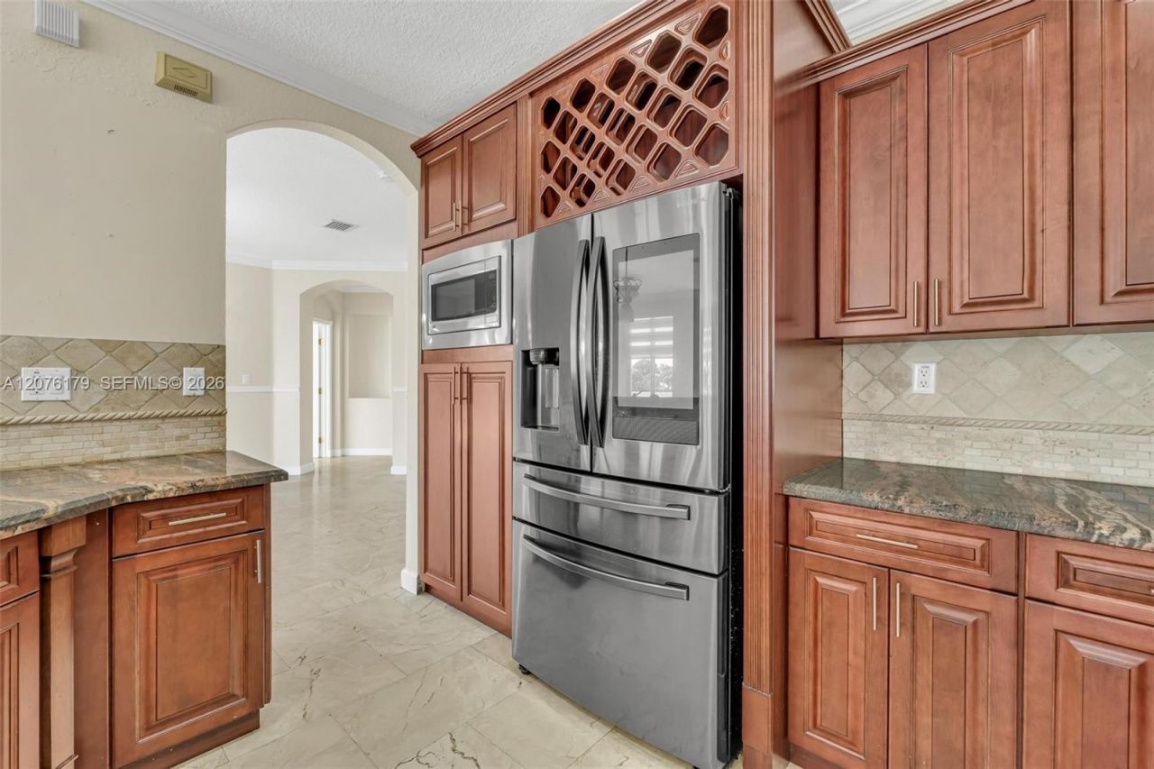 16237 SW 44th Ter , Miami, FL 33185 Photo