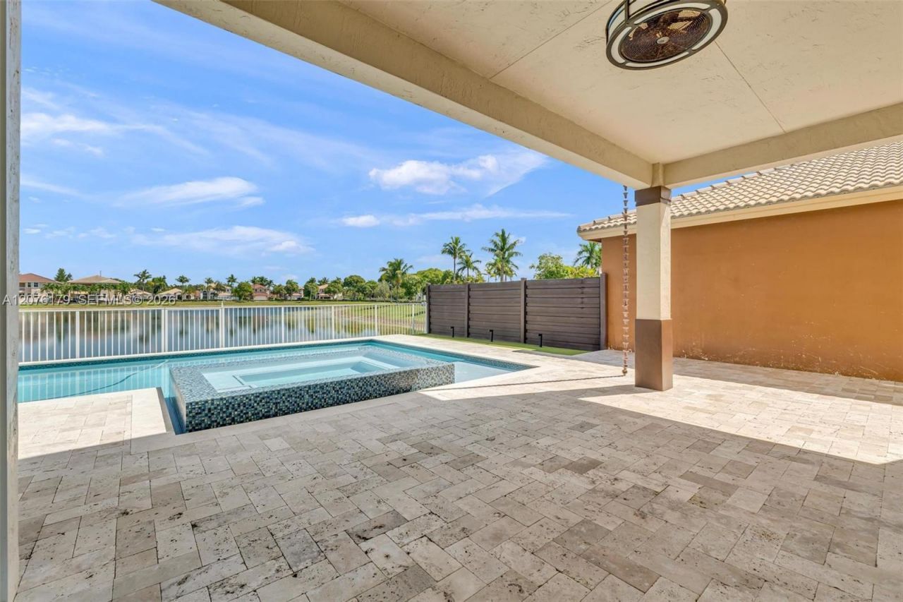 16237 SW 44th Ter , Miami, FL 33185 Photo