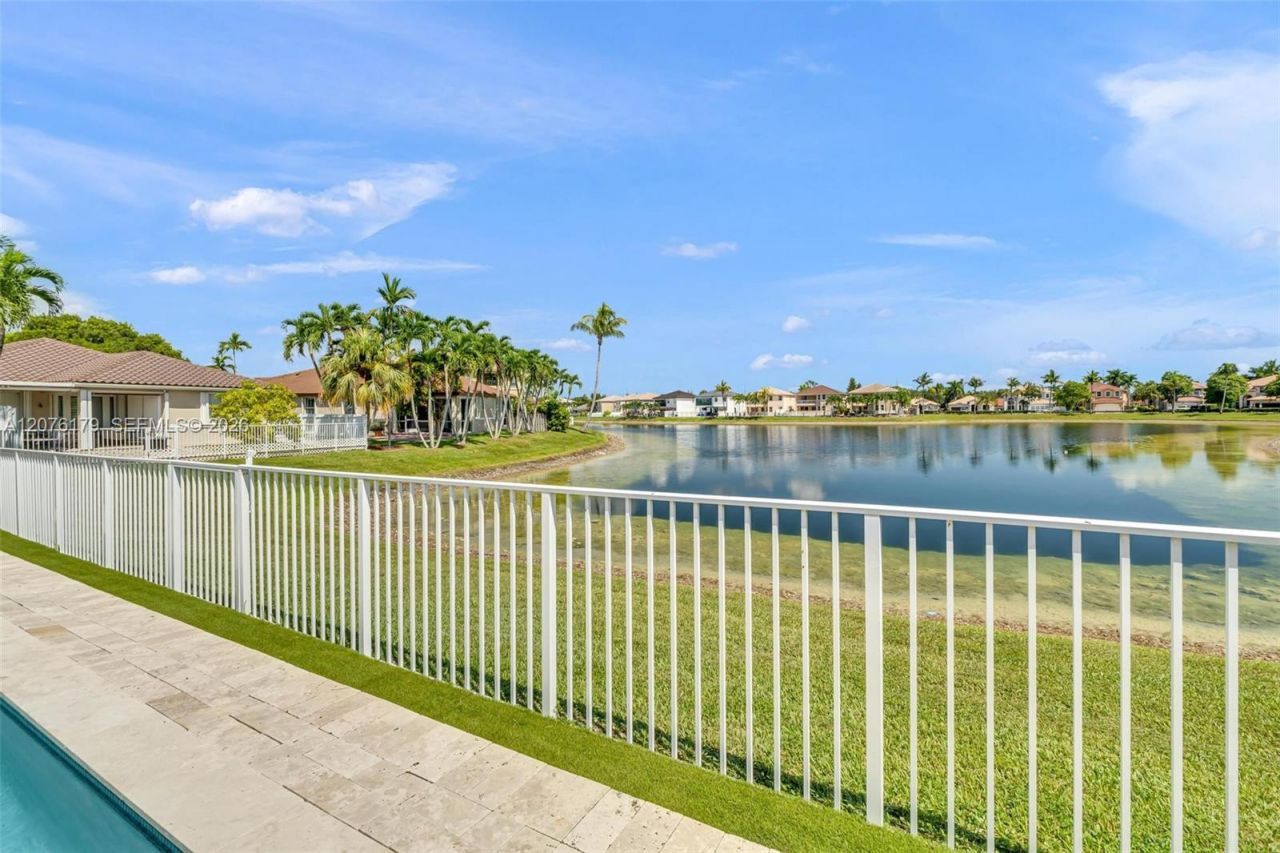 16237 SW 44th Ter , Miami, FL 33185 Photo