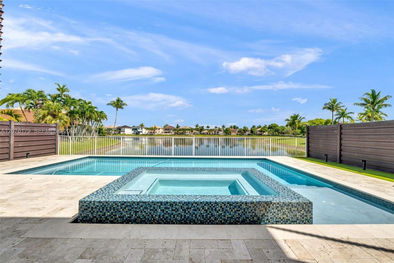 16237 SW 44th Ter , Miami, FL 33185 Photo