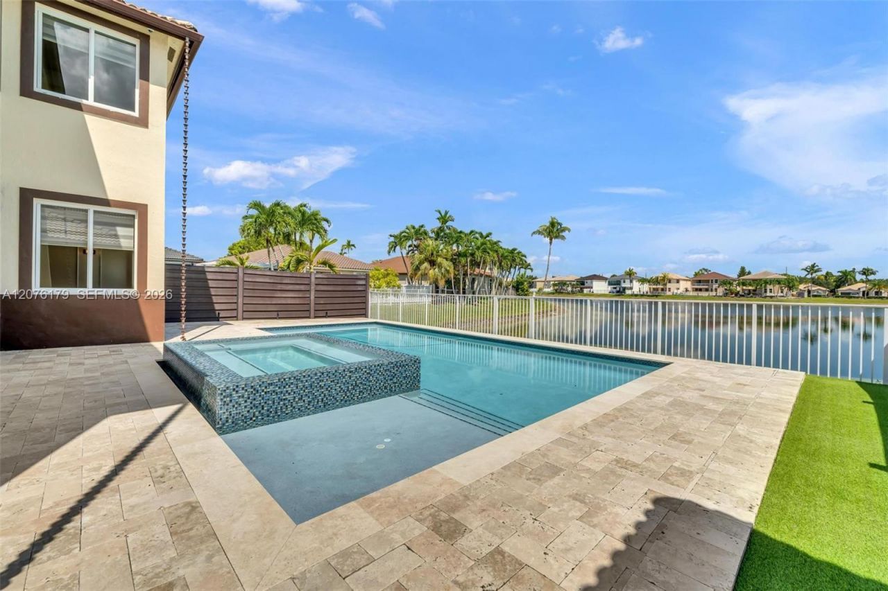 16237 SW 44th Ter , Miami, FL 33185 Photo
