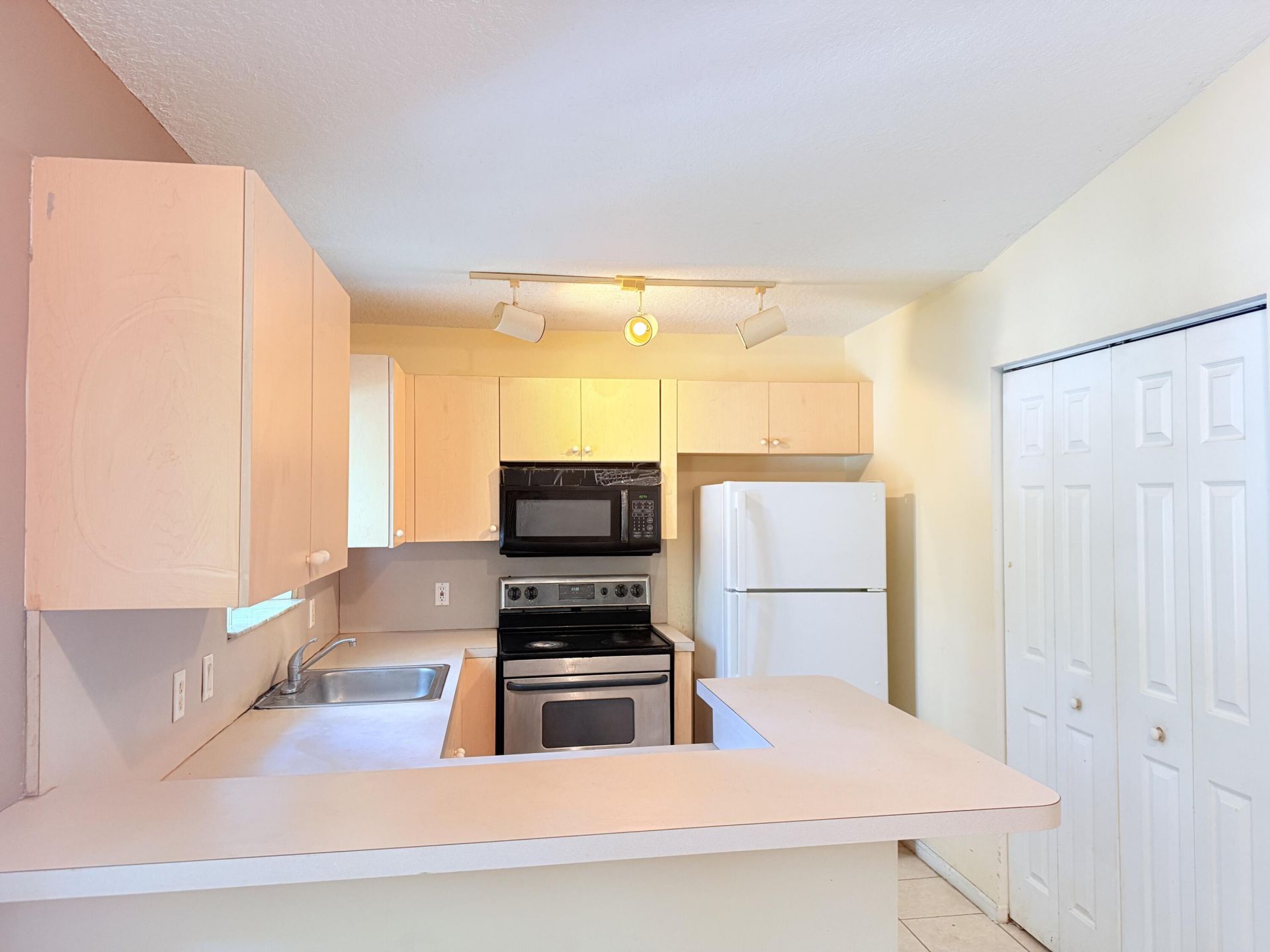 3505 Briar Bay Boulevard, Unit Apt 206, West Palm Beach, FL 33411 Photo