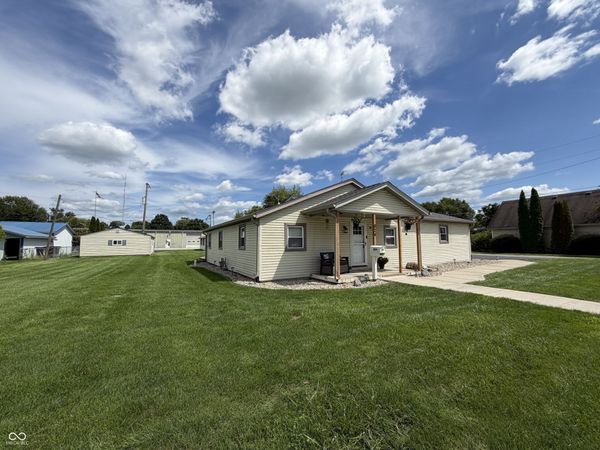 824 N George Street, Rushville, IN 46173