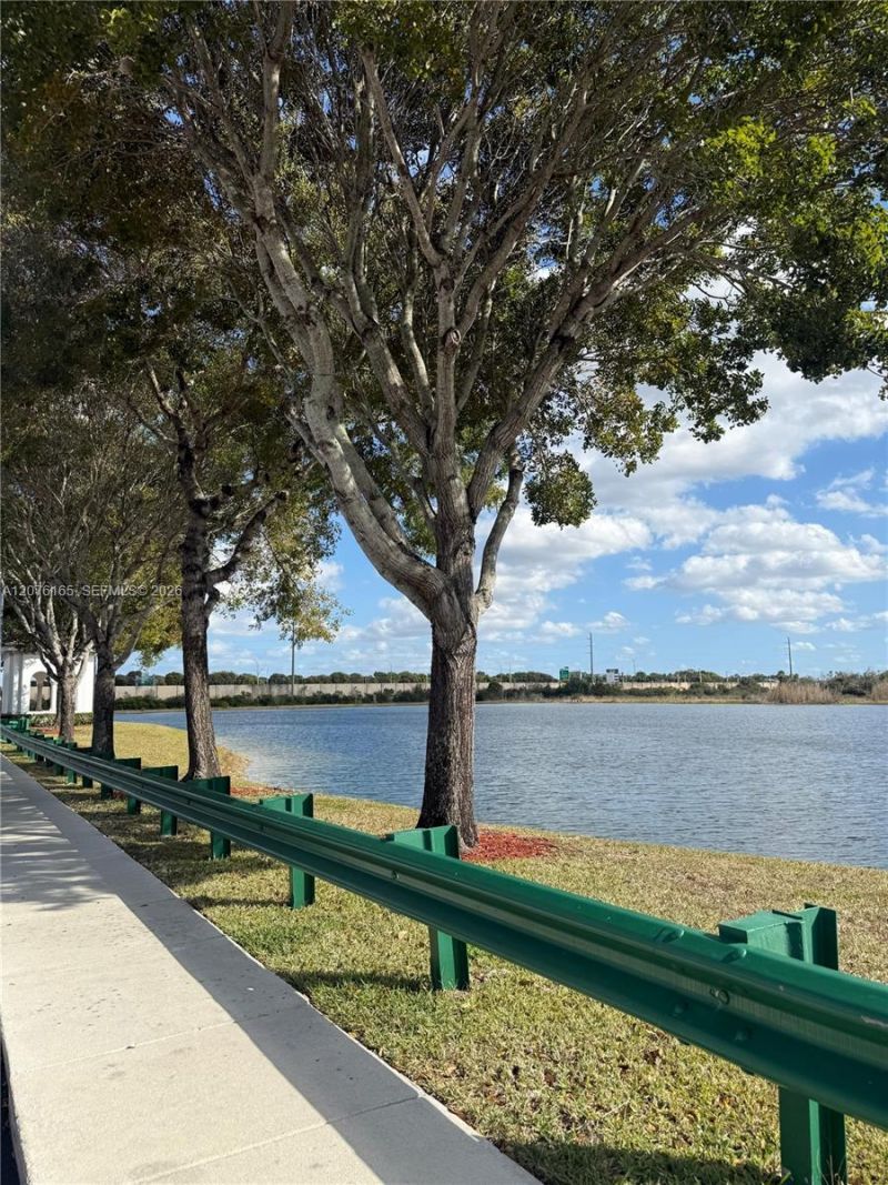 15775 SW 41st St , Unit 68, Miramar, FL 33027 Photo
