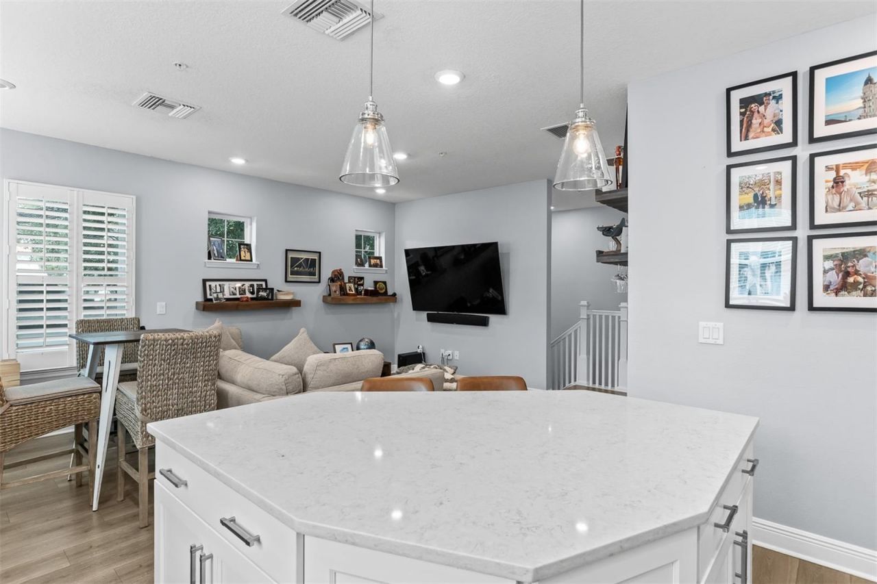 412 S Albany Avenue , Unit 3, Tampa, FL 33606 Photo