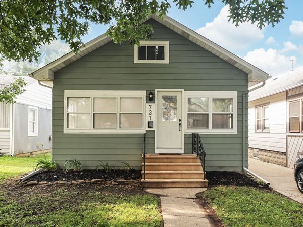 731 E Benton Street , Morris, IL 60450
