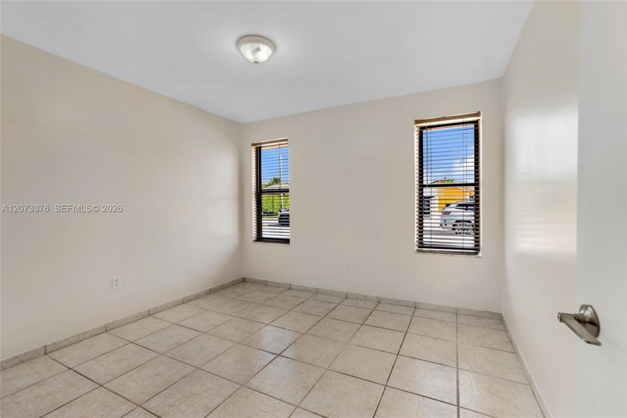 10212 NW 129th St , Hialeah Gardens, FL 33018 Photo